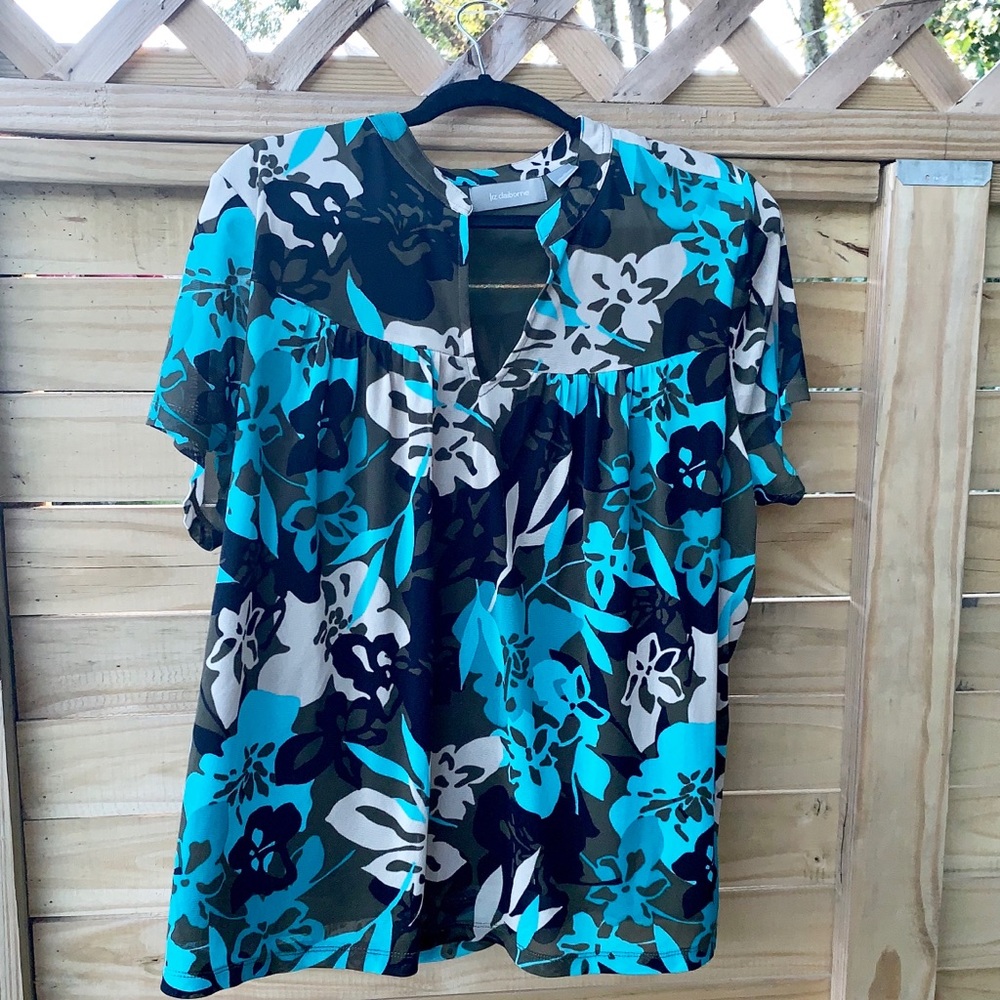 Liz Claiborne flowered Top